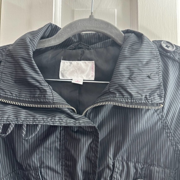 Xhilaration rain jacket - Picture 2 of 4